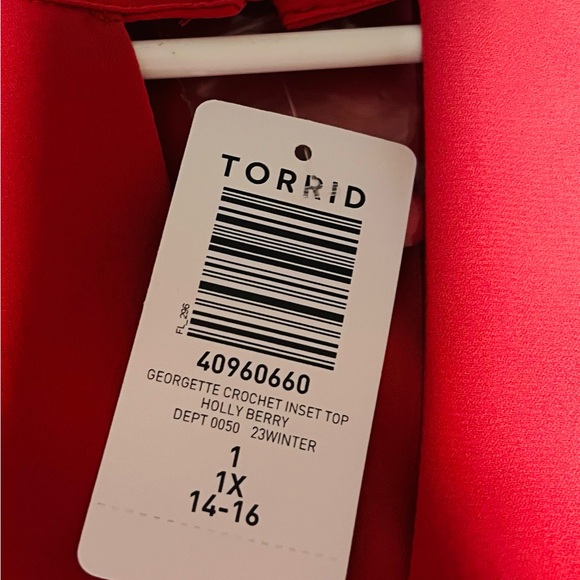 Size 1 Torrid XL = 14-16 Blouse - Picture 3 of 5